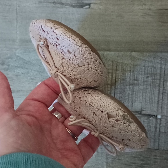 PIPER Light Pink Lacey Flats NWT - Picture 4 of 6